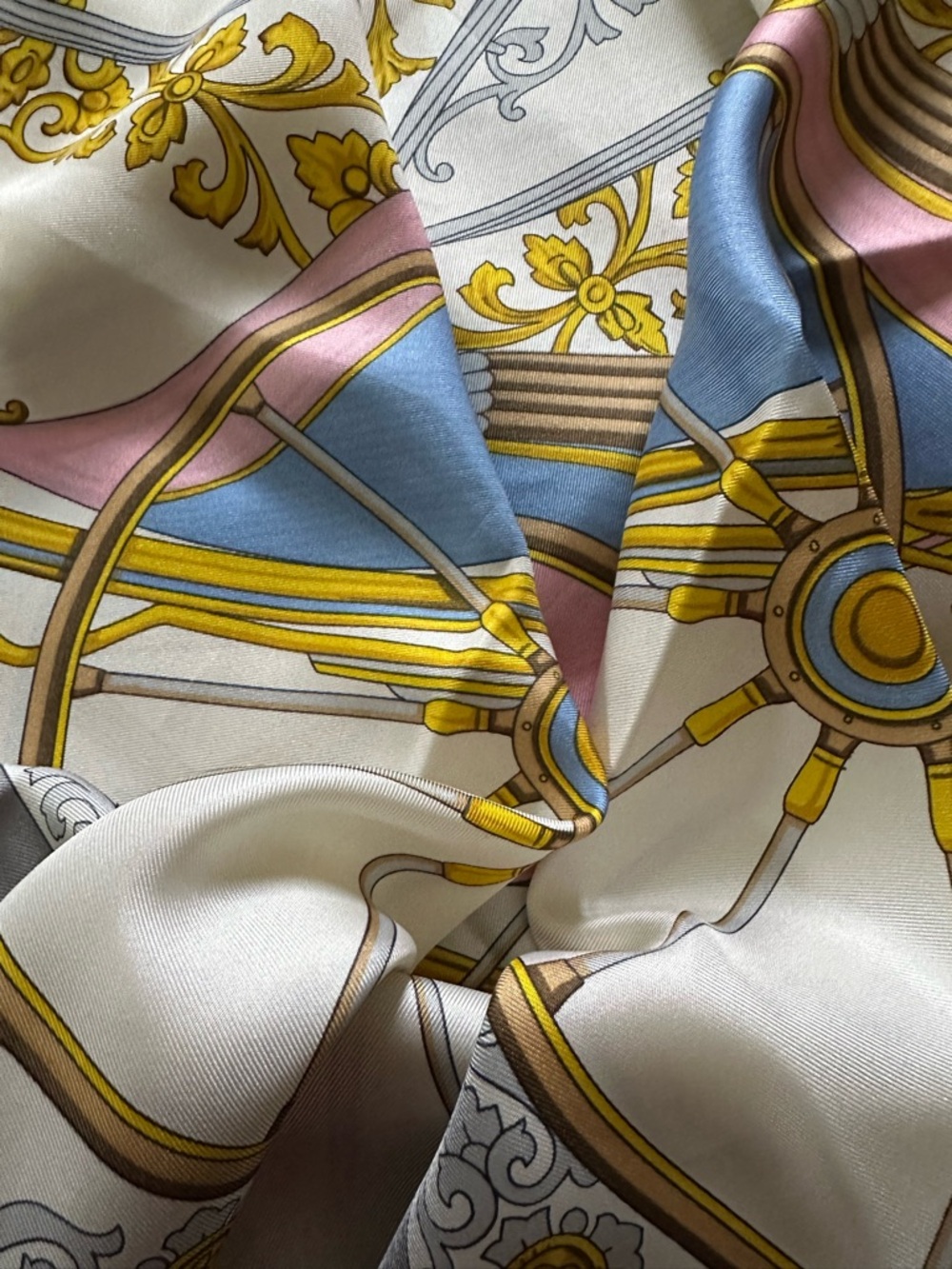 Vintage Celine Paris 100% Silk Scarf 33x34 Equestrian Carriage Wheel Print Italy - Picture 2 of 10